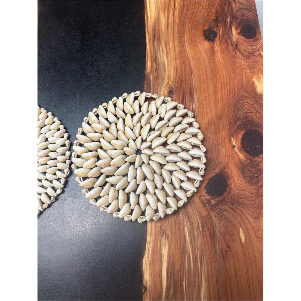 2 Vintage Seashell Trivet Hot Pads Beach Condo Decor